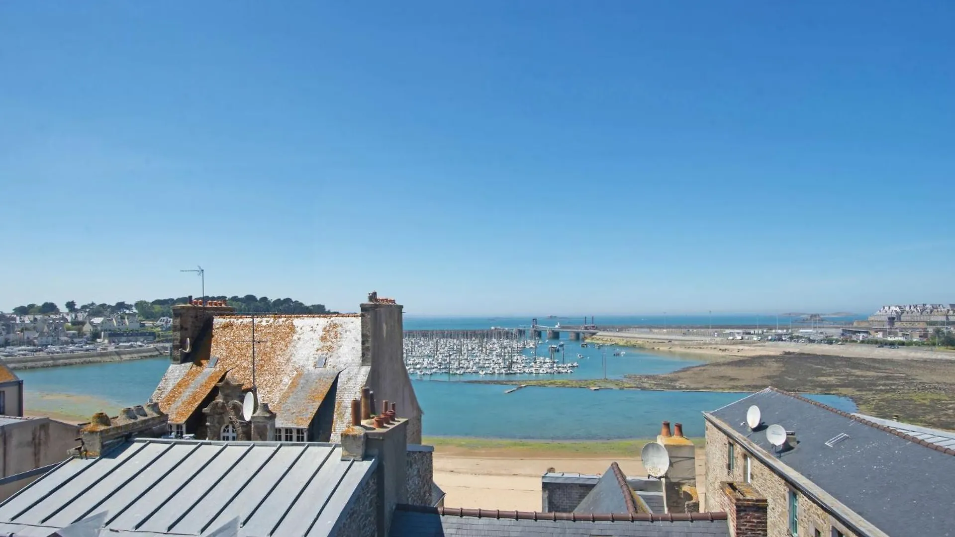 Apartment Bas-Sablons By Interhome Saint-Malo